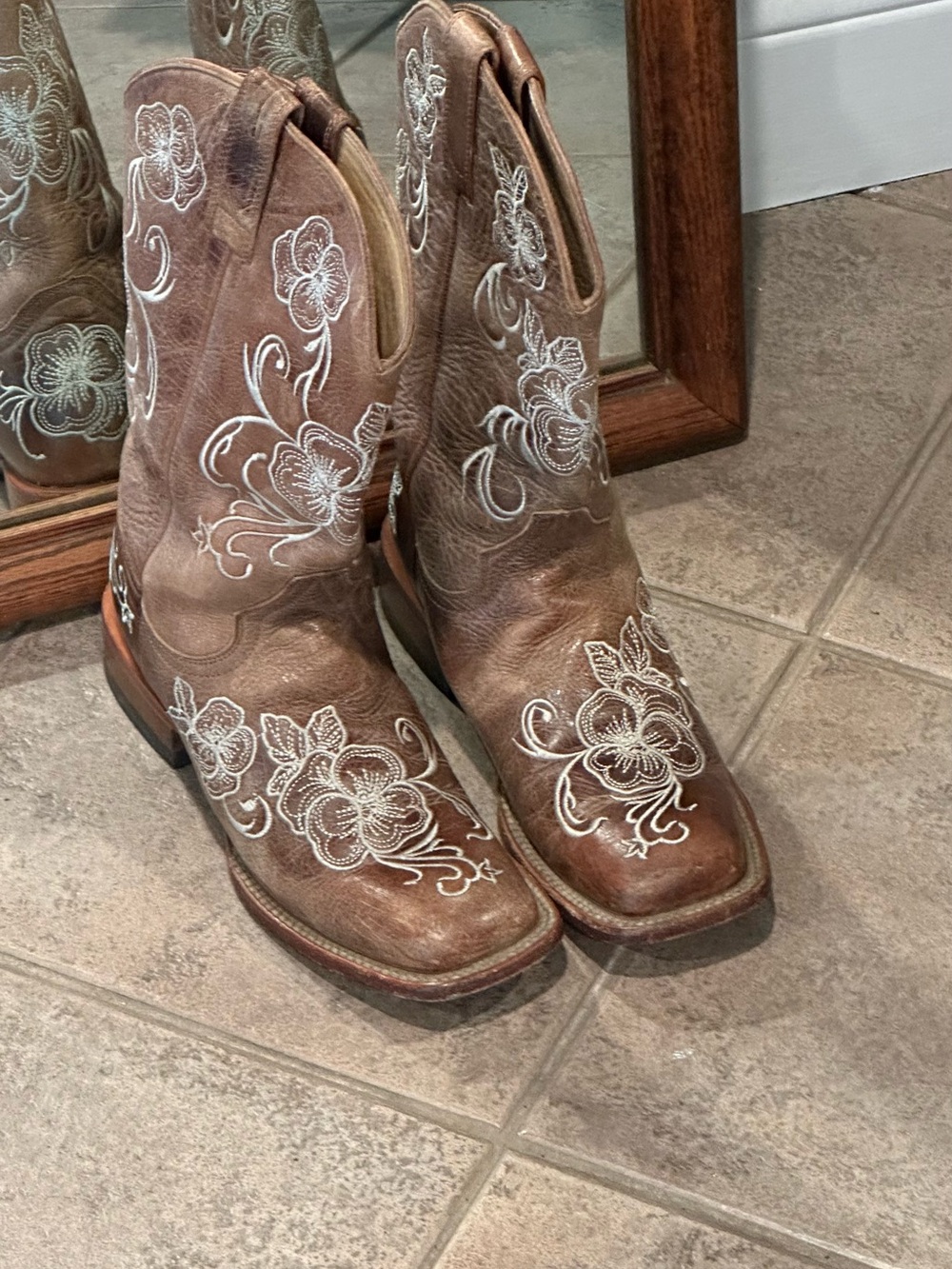 Shyanne Tan Brown Western Boot Interior Label Detail - Picture 3 of 15